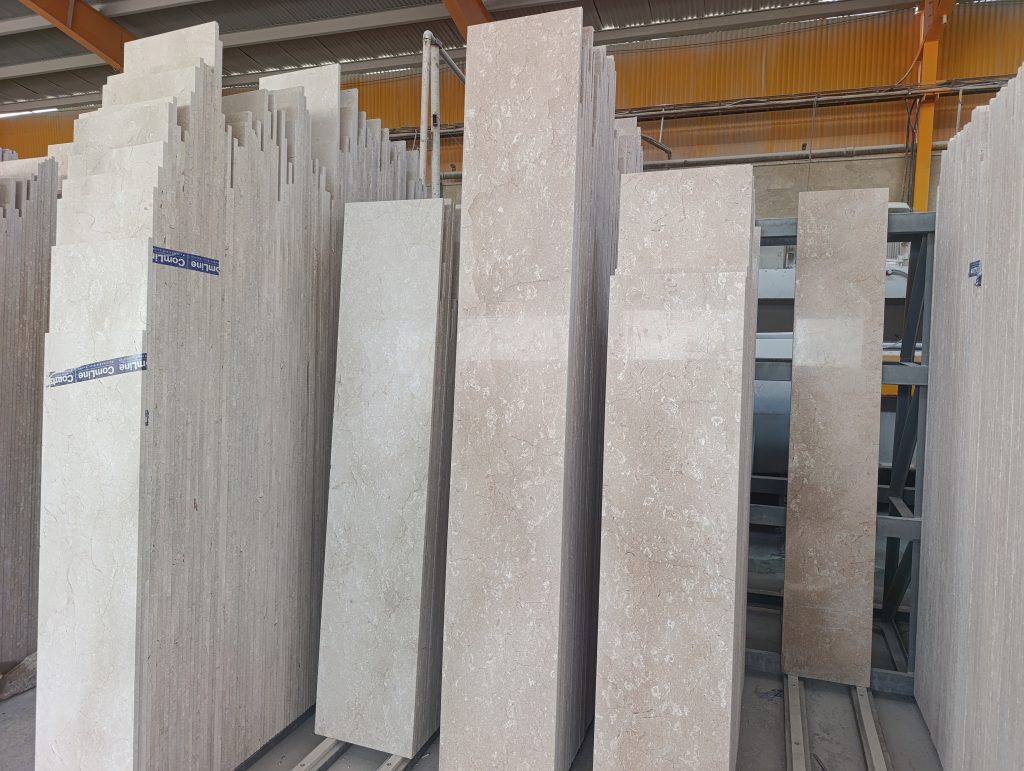 مرمریت اداوی – سنگ تزئینی سفید کرم با رگ‌های ظریف از Ladystoneco 2