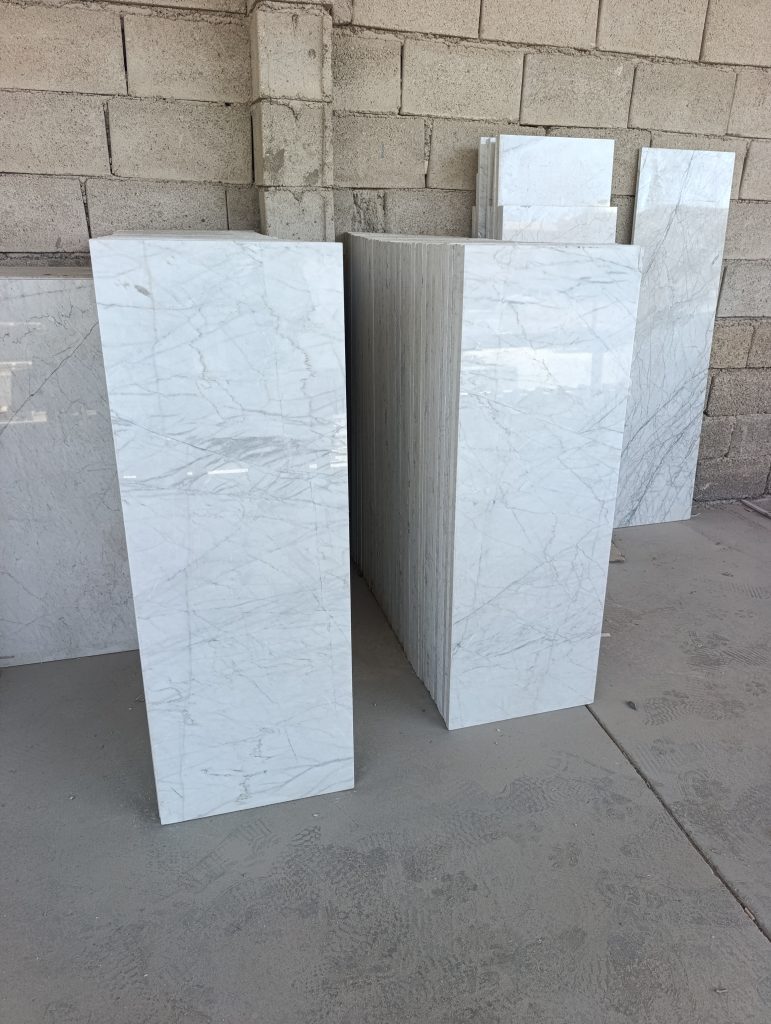 پله چینی بیانکوه – پله سنگی یکپارچه با رنگ سفید کرم از Ladystoneco 1