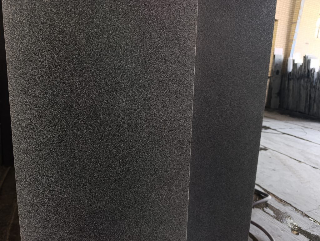 گرانیت مشکی نطنز چرمی 3